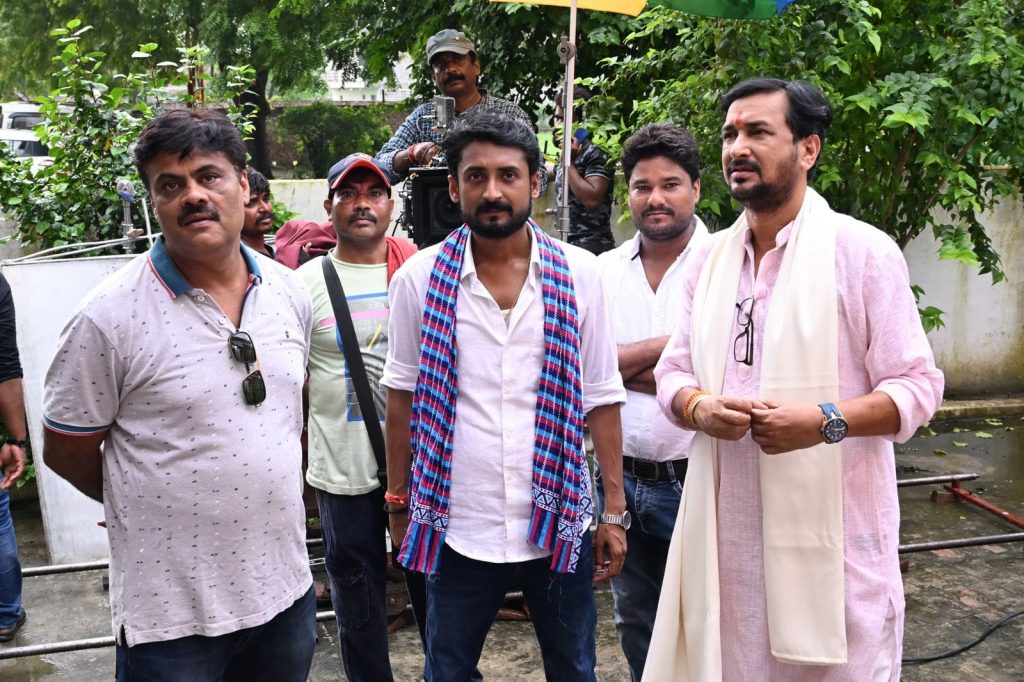 धीरू यादव ने 'प्यारो एंटरटेनमेंट' से भोजपुरी सिनेमा में किया वर्ल्ड क्लास बदलाव की शुरुआत