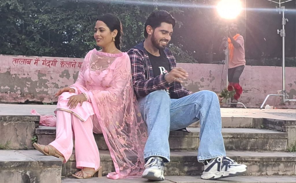 Kundan Bhardwaj and Richa Dixit starrer "Dulhan E. Mi Wali" shooting completes