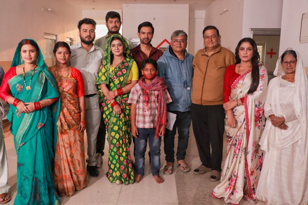 निर्देशक मनोज ओझा और निर्माता अश्वनी शर्मा की 'ननद की हेरा फेरी' की शूटिंग लखनऊ में जोरों पर