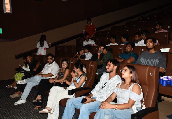पटना में हुआ मनोज बाजपेयी और अदा शर्मा स्टारर फिल्म “गवर्नर” की स्पेशल स्क्रीनिंग, दर्शकों ने की फिल्म की सराहना